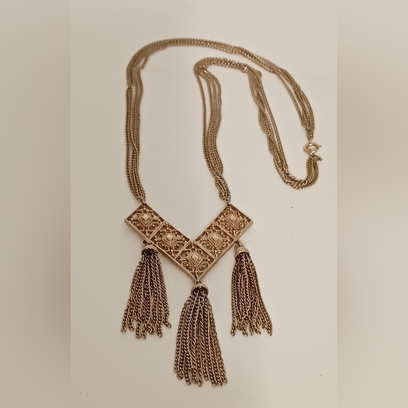 Vintage 1970 Sara Coventry Tassel Necklace Signed - Picture 5 of 5
